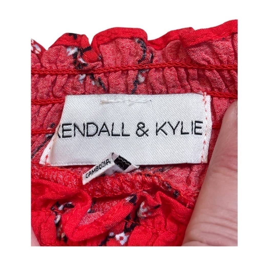 Kendall & Kylie Red Floral Off-Shoulder Romper - Size Women’s M - Picture 4 of 10